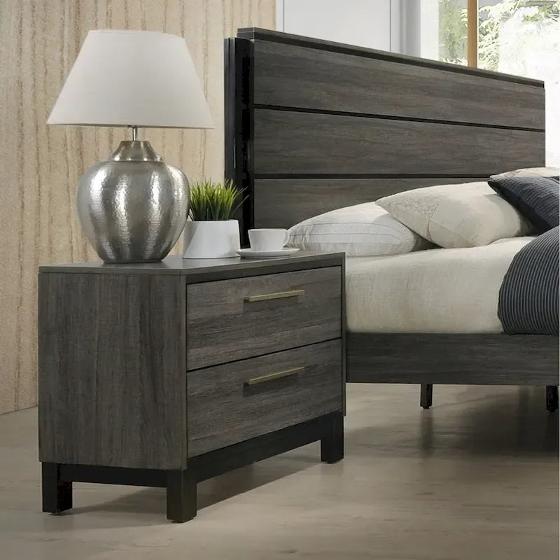 Ensemble de chambre à coucher 3 pièces Ioana gris antique en bois, lit à panneaux et deux tables de chevet