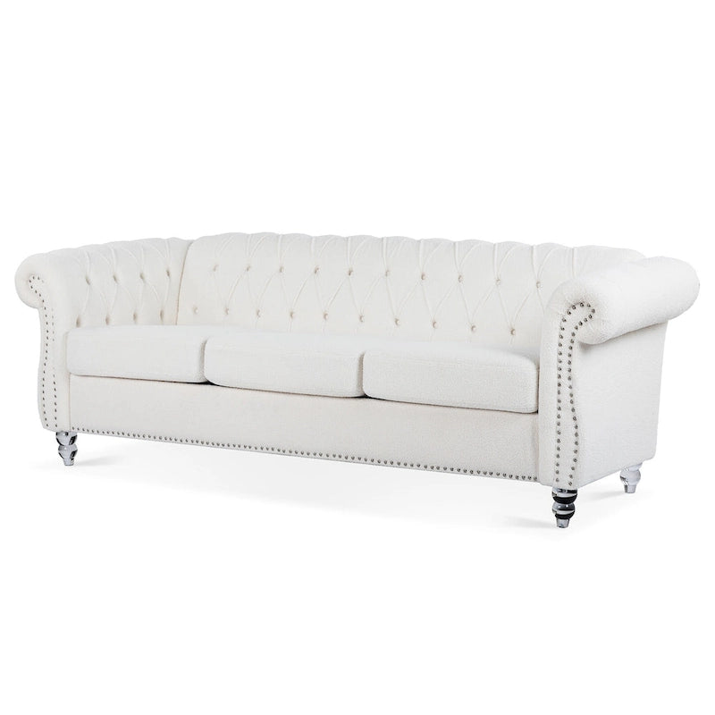 Canapé Chesterfield 3 places à accoudoirs roulés, avec ressorts ensachés et pieds en bouleau, en coloris blanc / PU blanc / velours Teddy gris